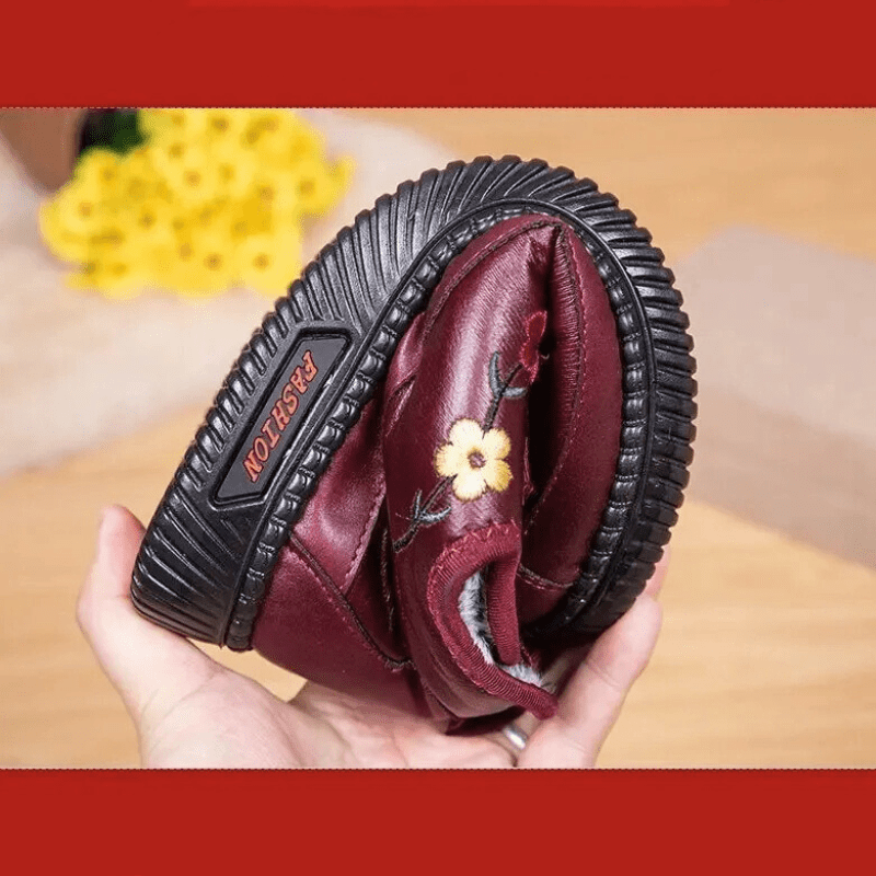 Botte Orthopédique Femme Courte à Lacet en Simili Cuir