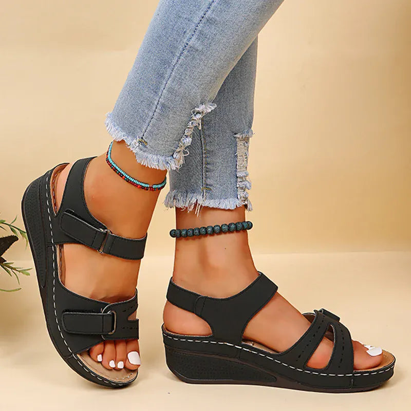 Sandale Orthopédique Femme avec une Sangle Arrière