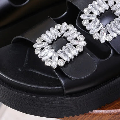 Claquette Orthopédique Femme avec Boucles Carrées Argentées