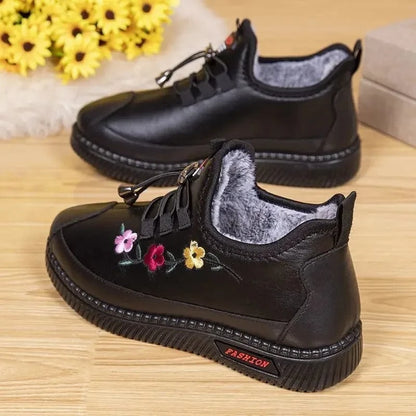 Botte Orthopédique Femme Courte à Lacet en Simili Cuir