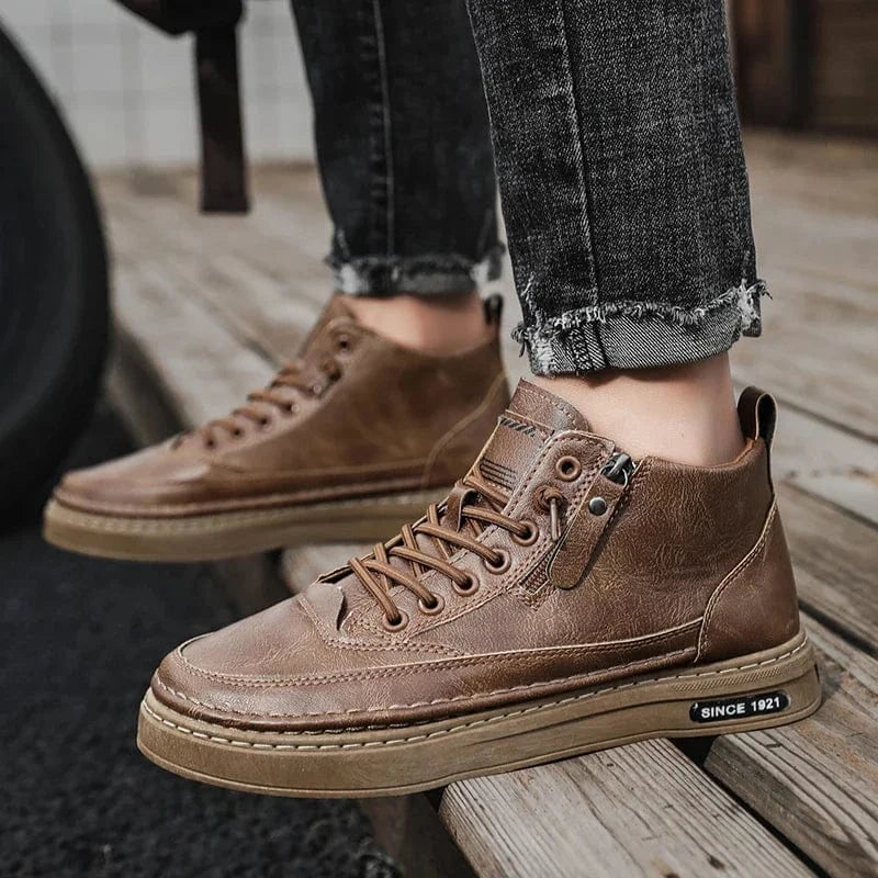 Botte Orthopédique Homme Style Lisse avec Semelle Haute