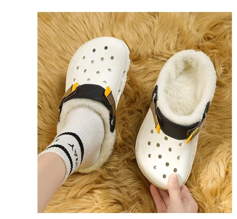 Chausson Orthopédique Homme Léger avec des Trous et Intérieur en Fausse Fourrure