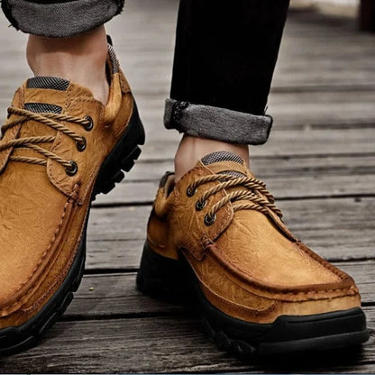 Chaussure Orthopédique Homme Robuste et Durable à Lacets