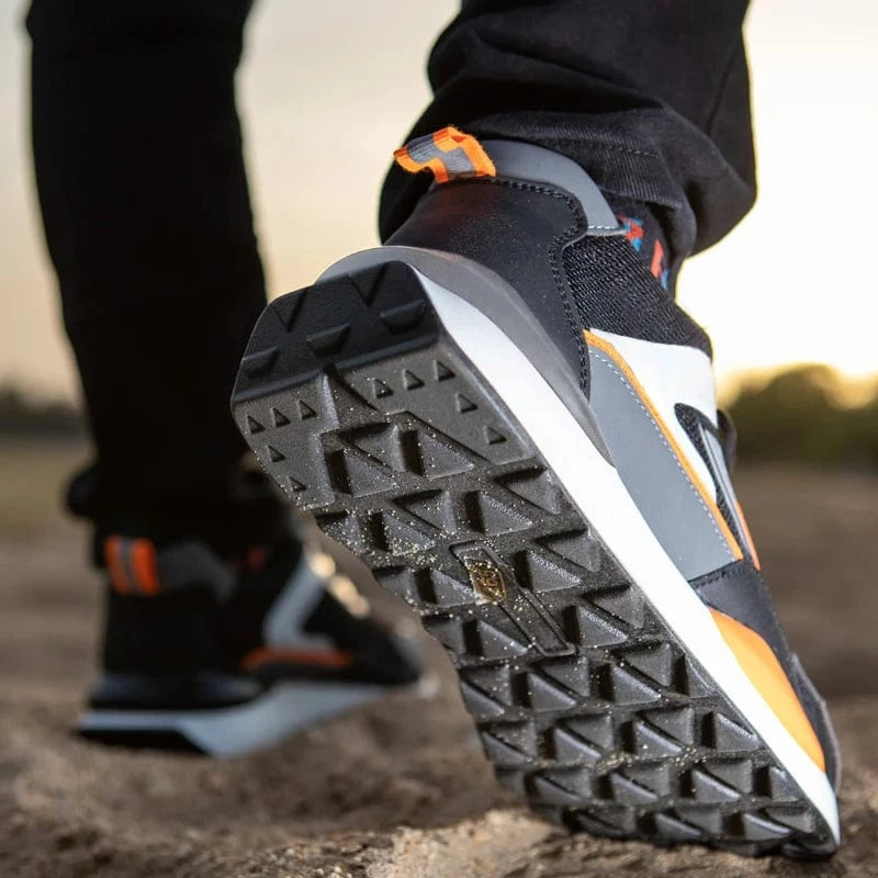 Chaussures de Sécurité Orthopédique avec des Bandes Blanches sur Le Côté