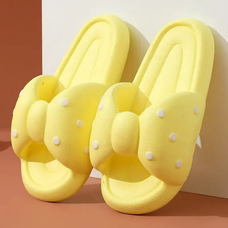 Claquette Orthopédique Femme Chic avec un Nœud Papillon