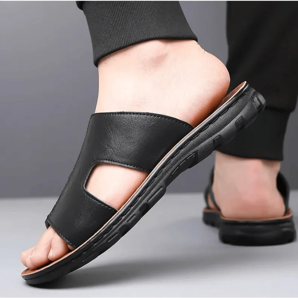 Claquette Orthopédique Homme en Cuir Aspect Luxueux