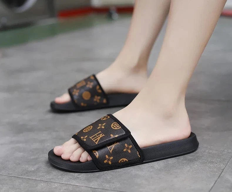 Claquette Orthopédique Homme en Similicuir avec Des Motifs