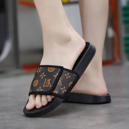 Claquette Orthopédique Homme en Similicuir avec Des Motifs