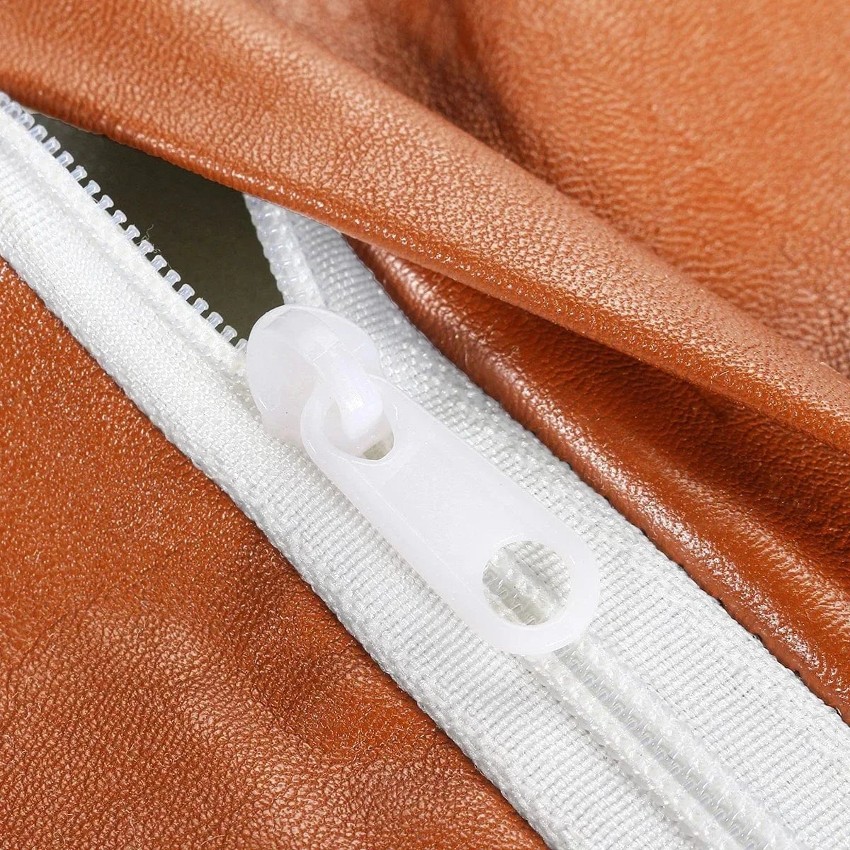 Coussin Orthopédique Triangulaire Pratique et Durable