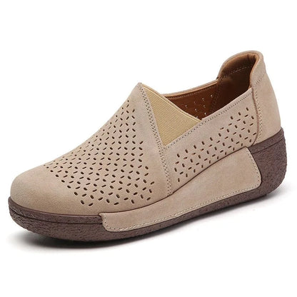 Mocassin Orthopédique Femme Ajouré et Élégant