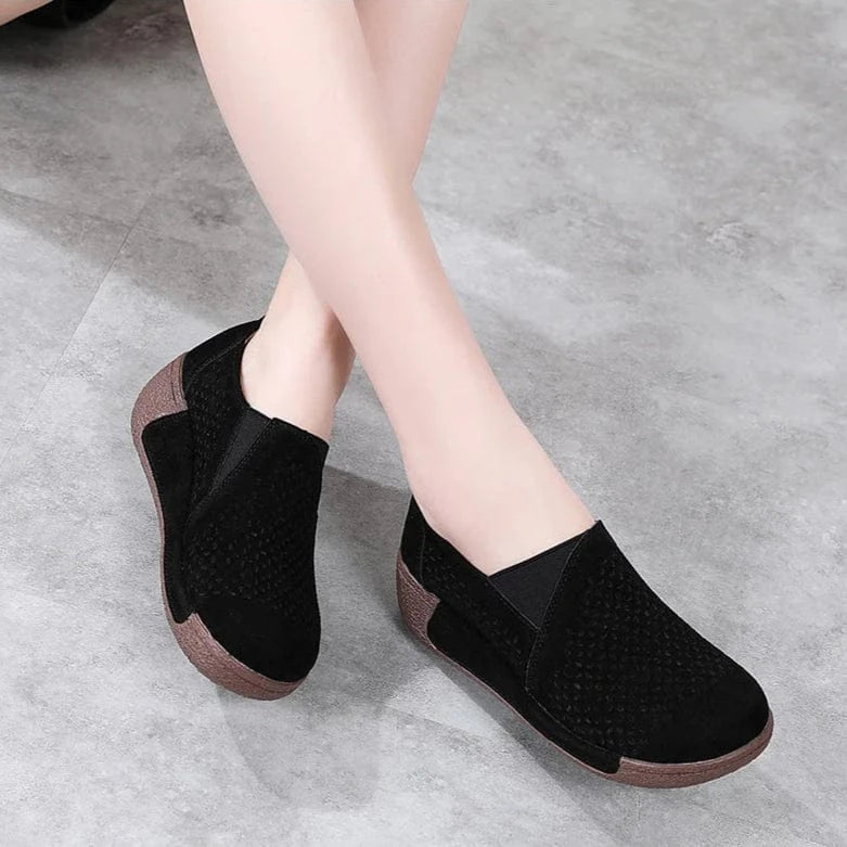 Mocassin Orthopédique Femme Ajouré et Élégant