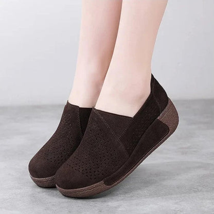 Mocassin Orthopédique Femme Ajouré et Élégant