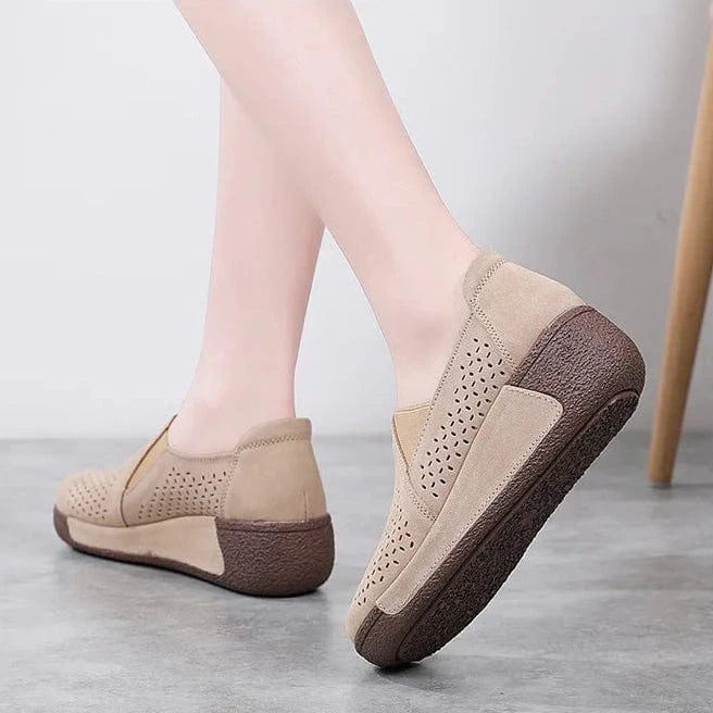 Mocassin Orthopédique Femme Ajouré et Élégant