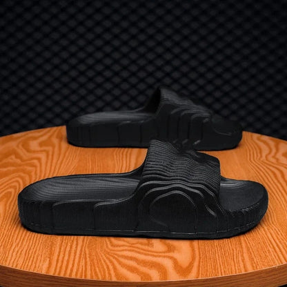 Tongs Antidérapantes Texturées pour Homme