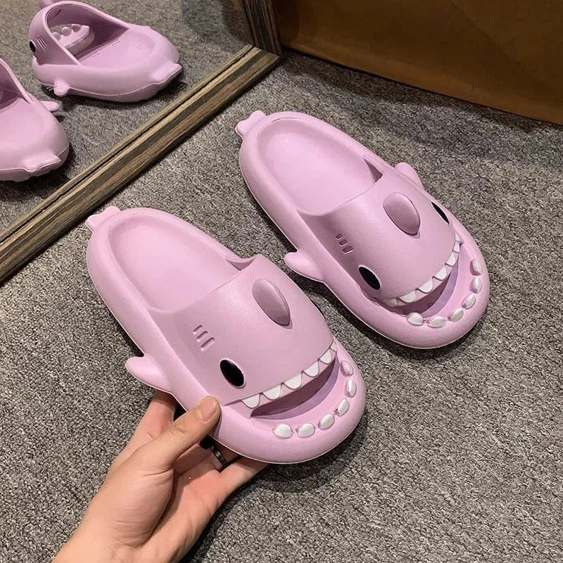 Tongs Orthopédiques pour Femme en Forme de Requin